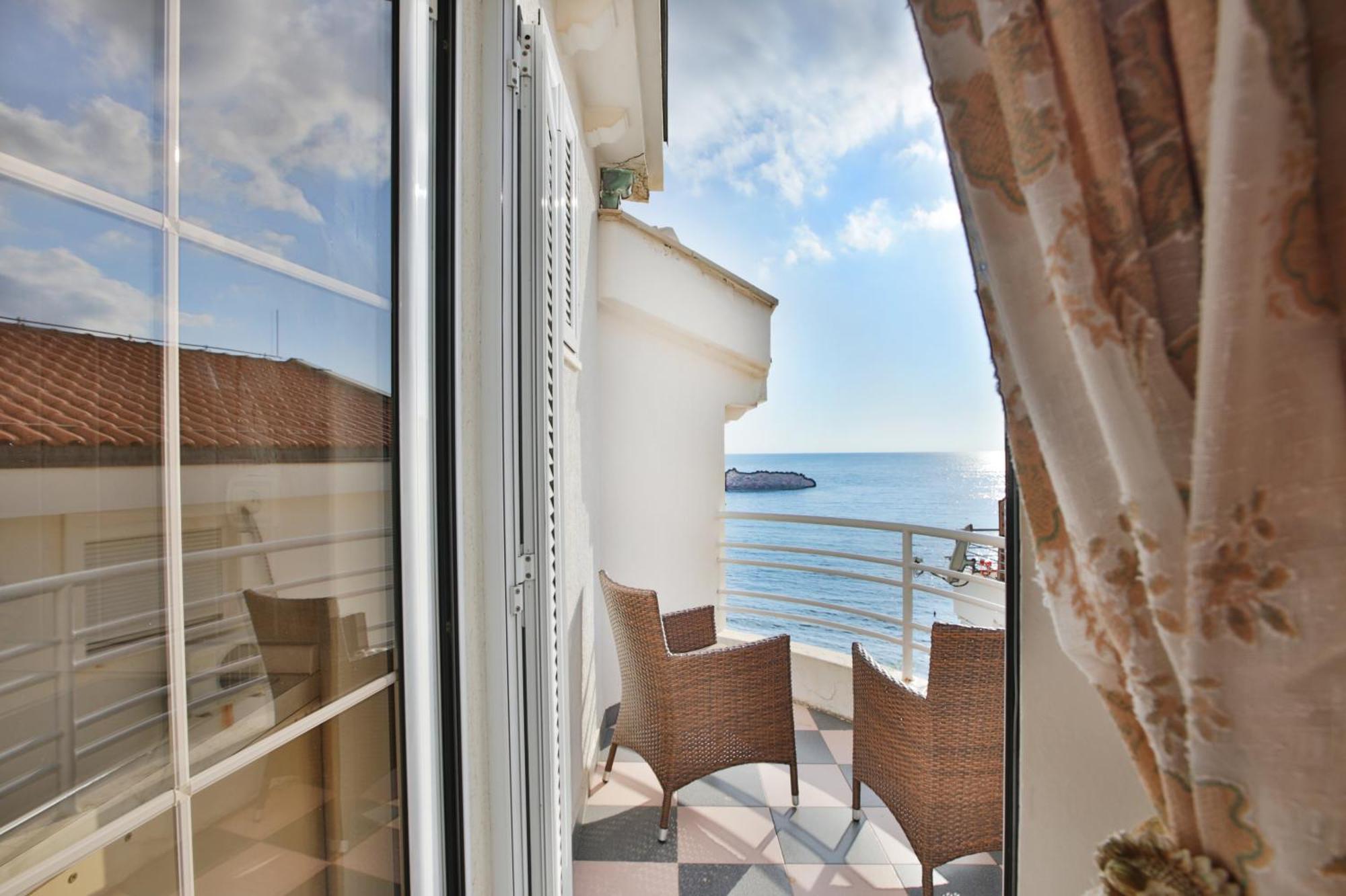 Royal Holiday Apartments Sveti Stefan Buitenkant foto