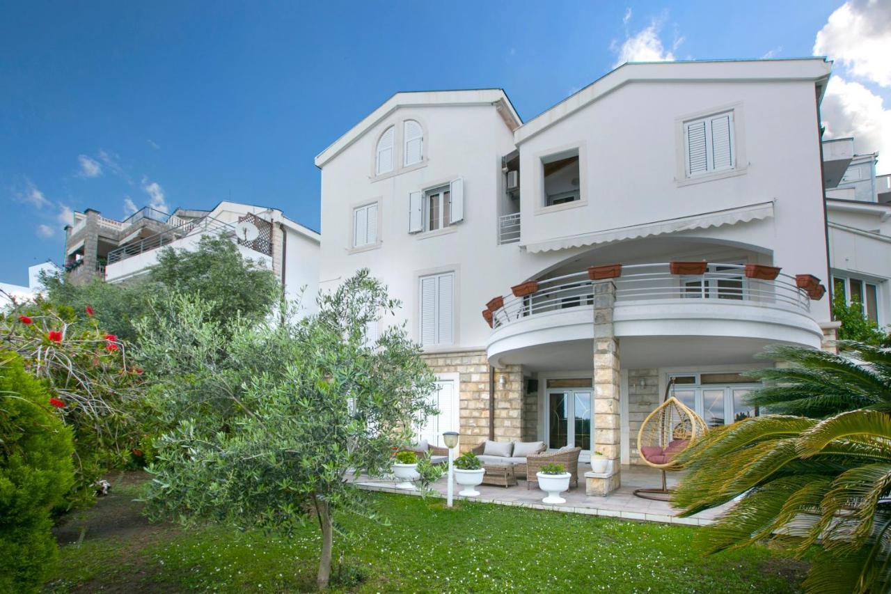 Royal Holiday Apartments Sveti Stefan Buitenkant foto